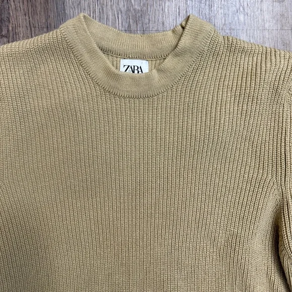 Zara • Men’s Knit Sweater - Picture 8 of 11